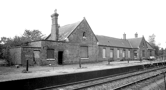 Sutton Coldfield station booking office 1980 (Steve Jones)
