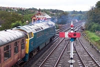 D1013 Western Ranger from footbridge, Bewdley
